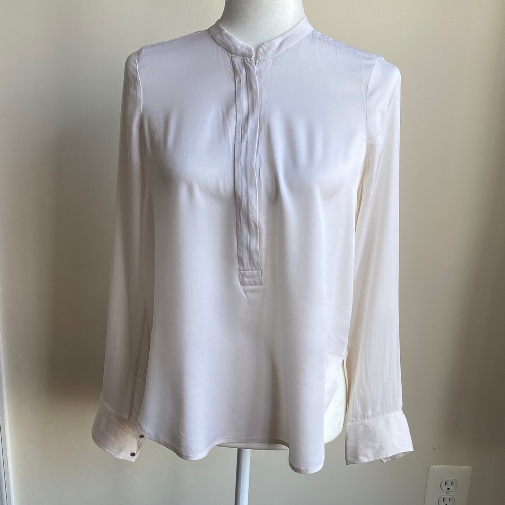 Vince 95% Silk 3/4 Zipper Blouse Snap Sleeves Stretch Satiny